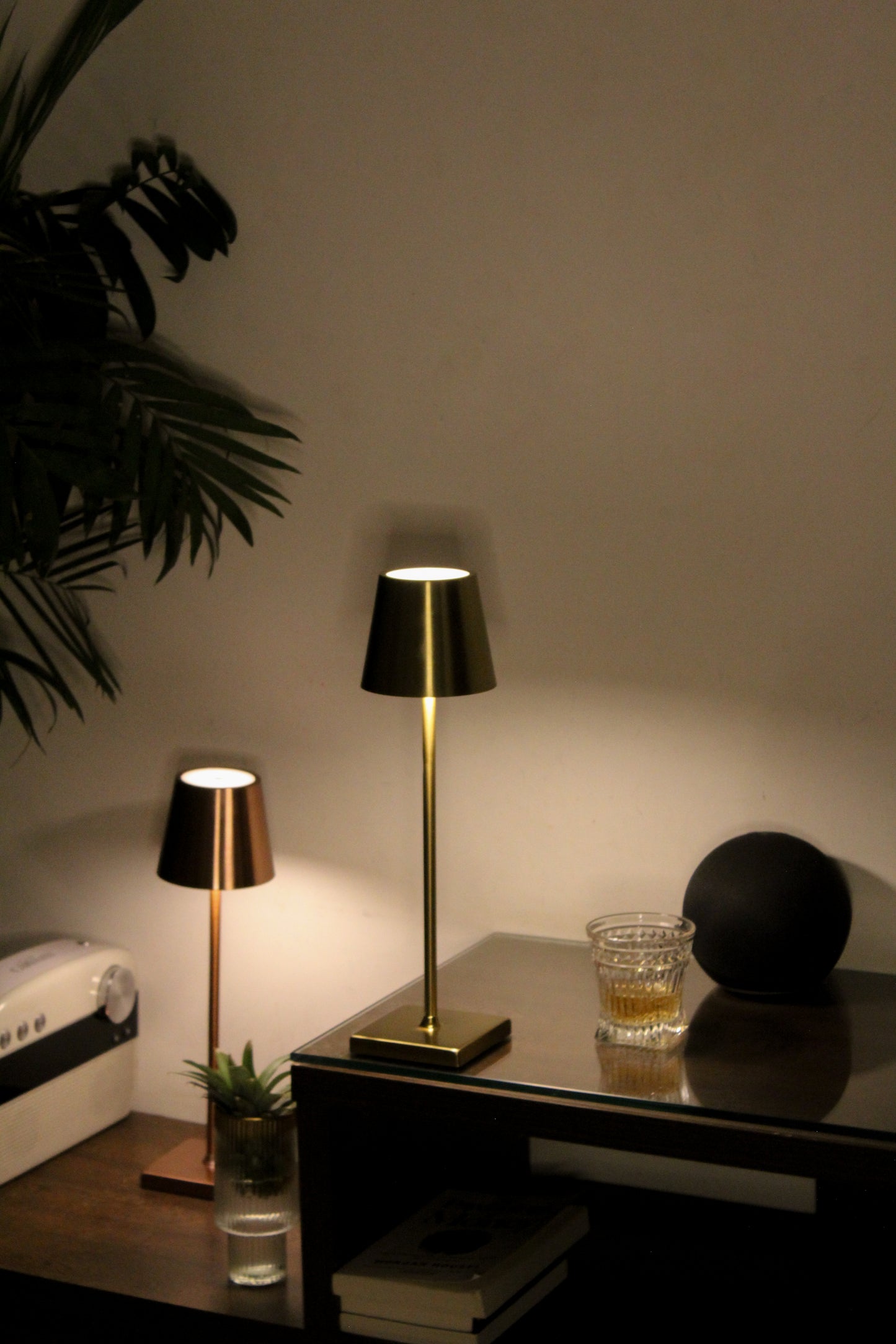 Linear Luxe Metal Lamp - Touch Sensor