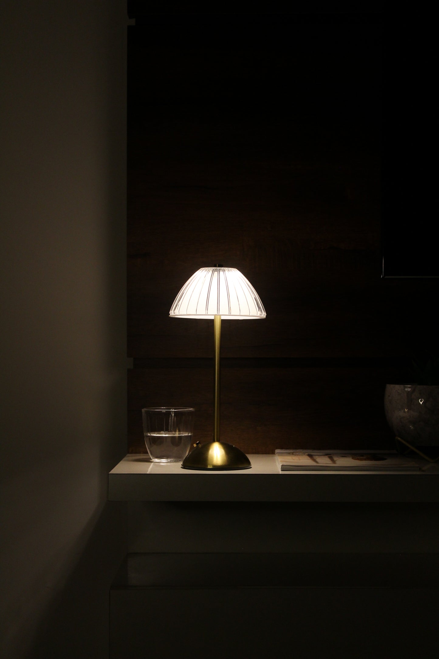 Aura Ember Metal Lamp - Touch Sensor
