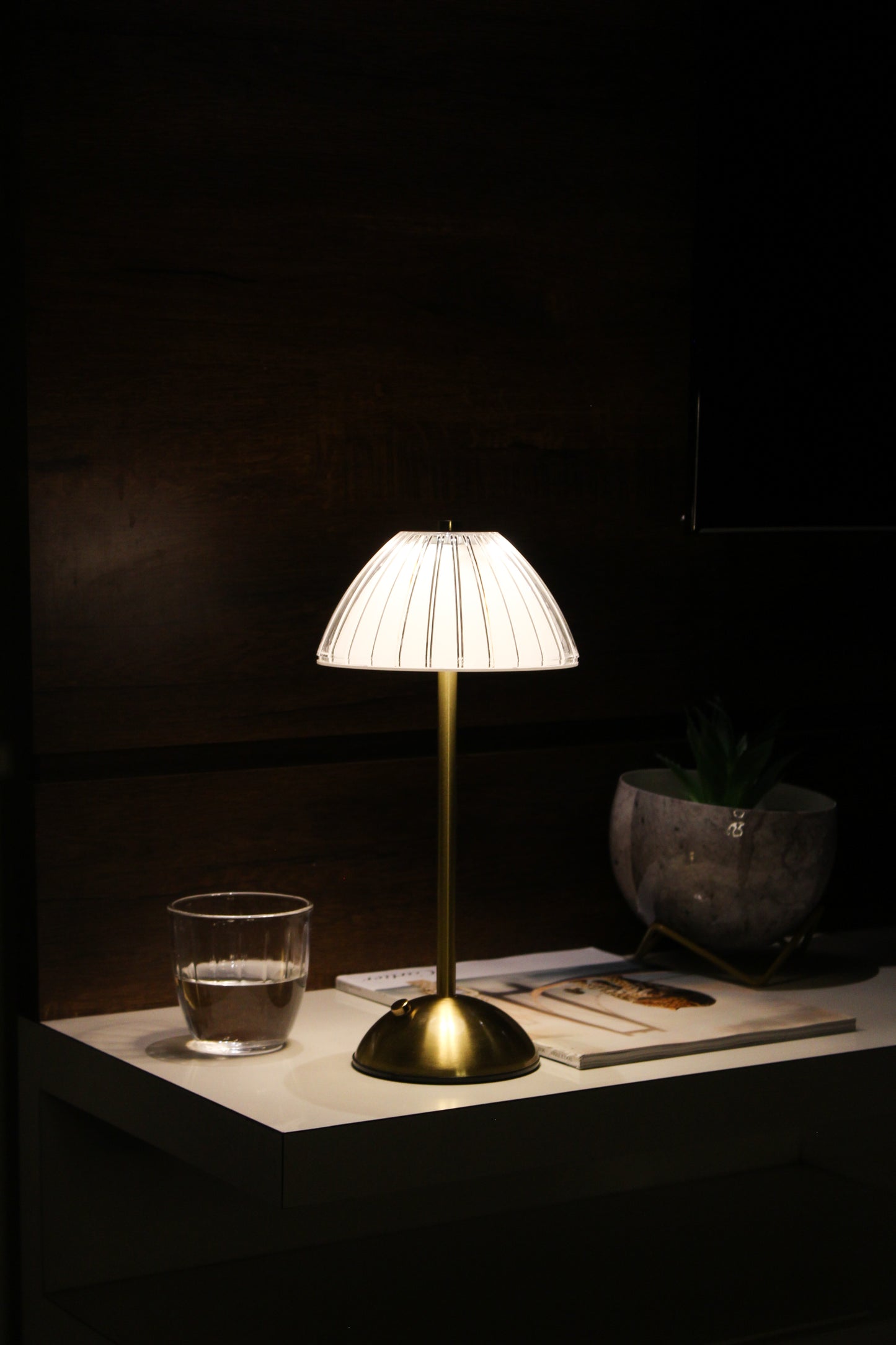 Aura Ember Metal Lamp - Touch Sensor