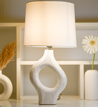 Garnish's Whitewood Vintage Wooden Table Lamp