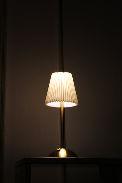 Willow Whimsy Metal Lamp - Touch Sensor, Perfect Brass Finish and match of the White.