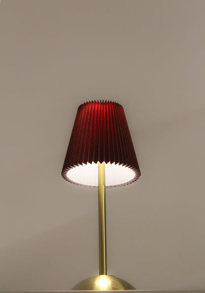Gazing Velvet Kasa Metal Lamp - Close-up of the smooth matte texture and champagne gold accents of the Gazing Velvet Kasa.