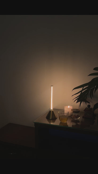 Vesper Pillar Metal Lamp - Touch sensor